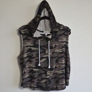 Camouflage Sleeveless Hoodie by Orange Kiss